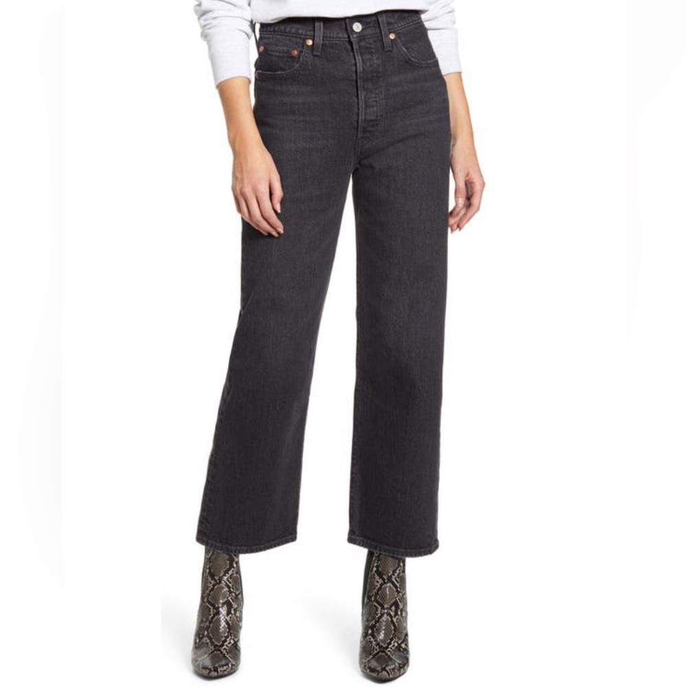 Levi’s Ribcage Straight Ankle
